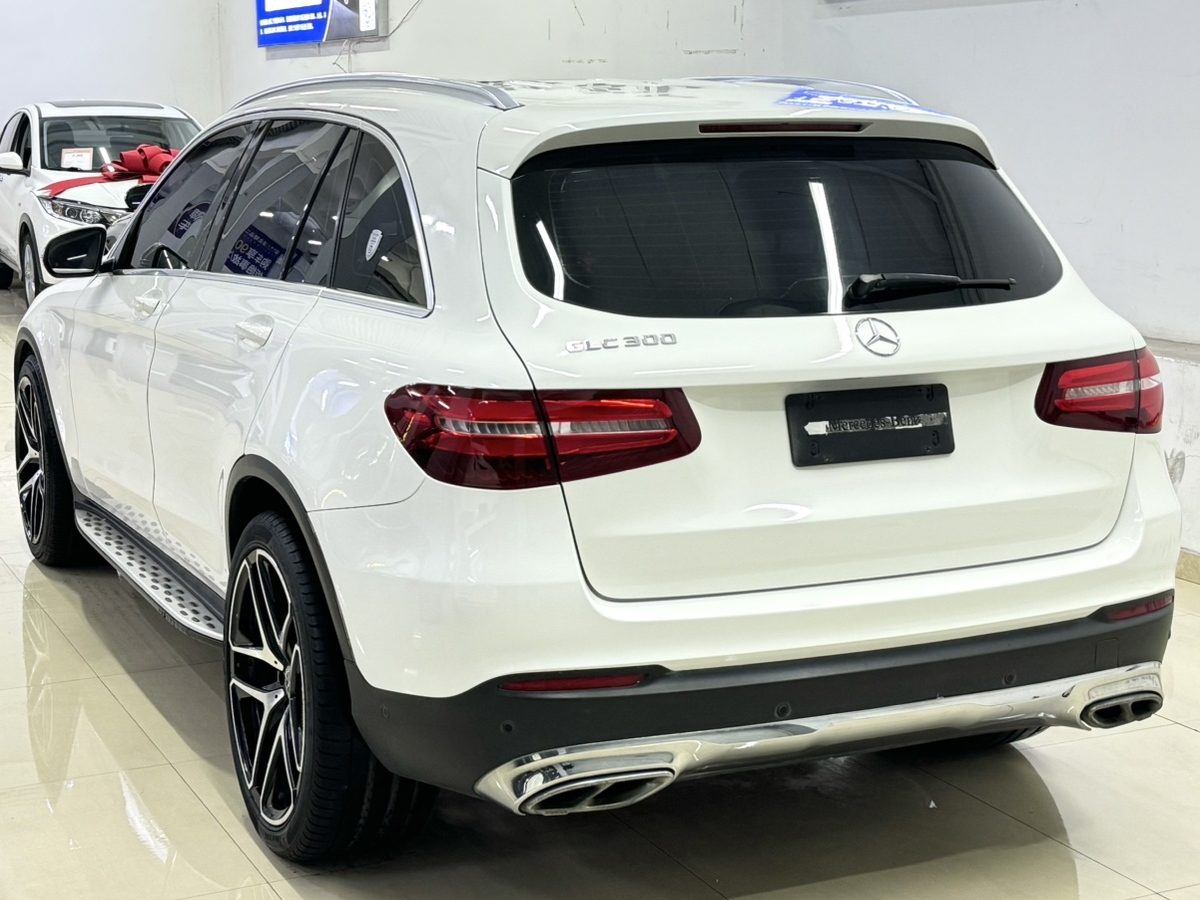 2016年09月奔馳 奔馳GLC  2016款 GLC 260 4MATIC 豪華型