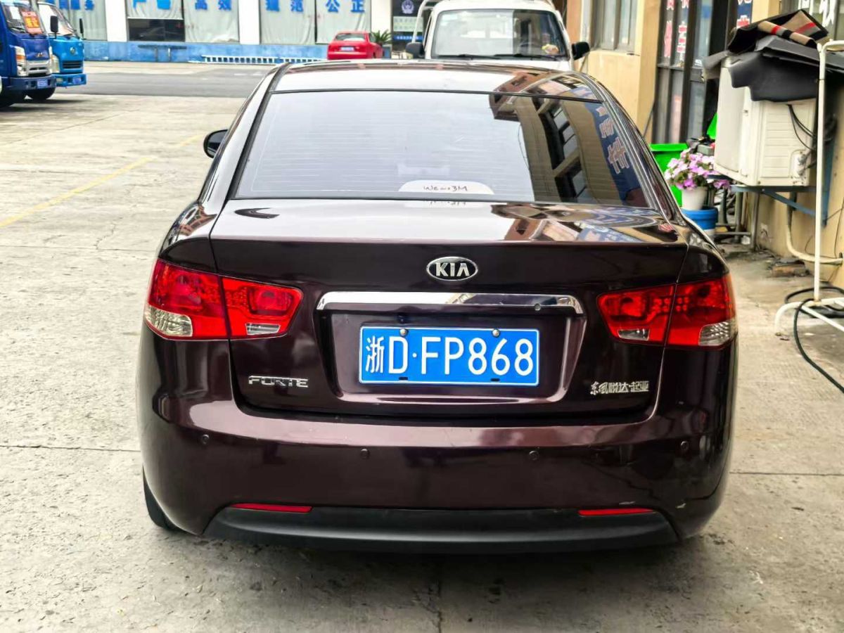 起亞 福瑞迪  2012款 1.6L MT GL 紀(jì)念版圖片