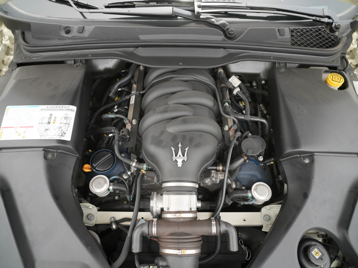 瑪莎拉蒂 GranTurismo  2007款 4.2L 標(biāo)準(zhǔn)版圖片