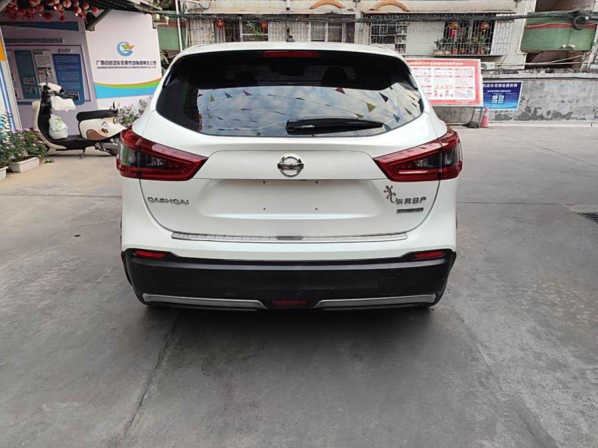 日產(chǎn) 逍客  2019款  2.0L CVT豪華版圖片