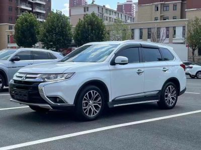 2018年1月 納智捷 優(yōu)6 SUV 1.8T 經(jīng)典版圖片