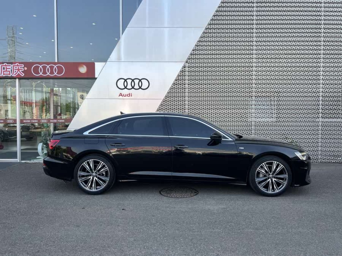 奧迪 奧迪A6L  2021款 45 TFSI 臻選動(dòng)感型圖片