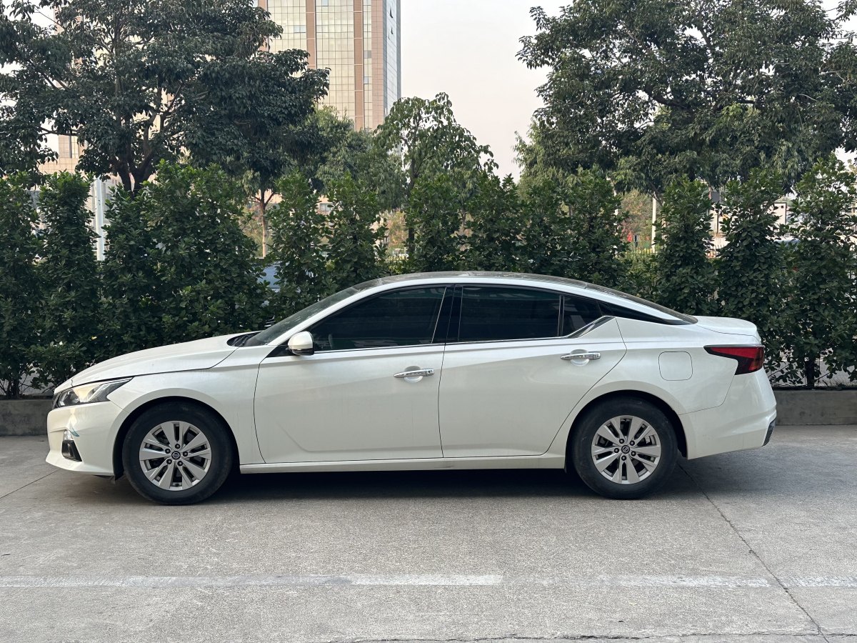 日產(chǎn) 天籟  2019款 2.0T XL 智領(lǐng)版圖片