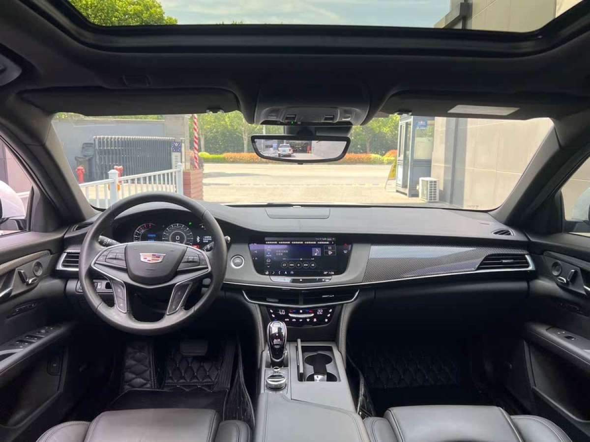 凱迪拉克 CT6  2020款 改款 28T 領(lǐng)先運(yùn)動型圖片