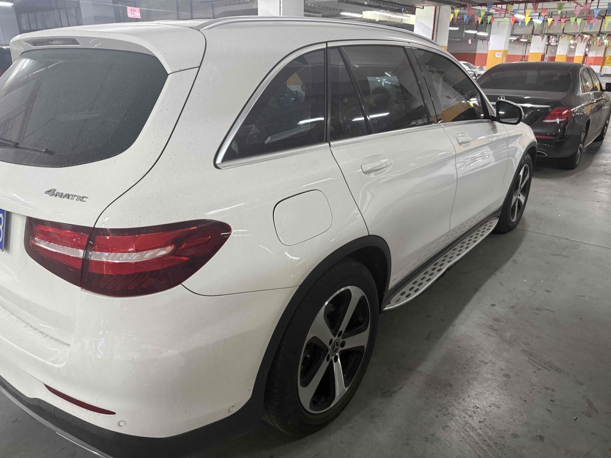 奔馳 奔馳GLC  2018款 改款 GLC 260 4MATIC 豪華型圖片