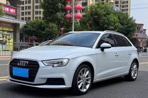 奧迪A3 奧迪 30周年年型 Sportback 35 TFSI 進(jìn)取型