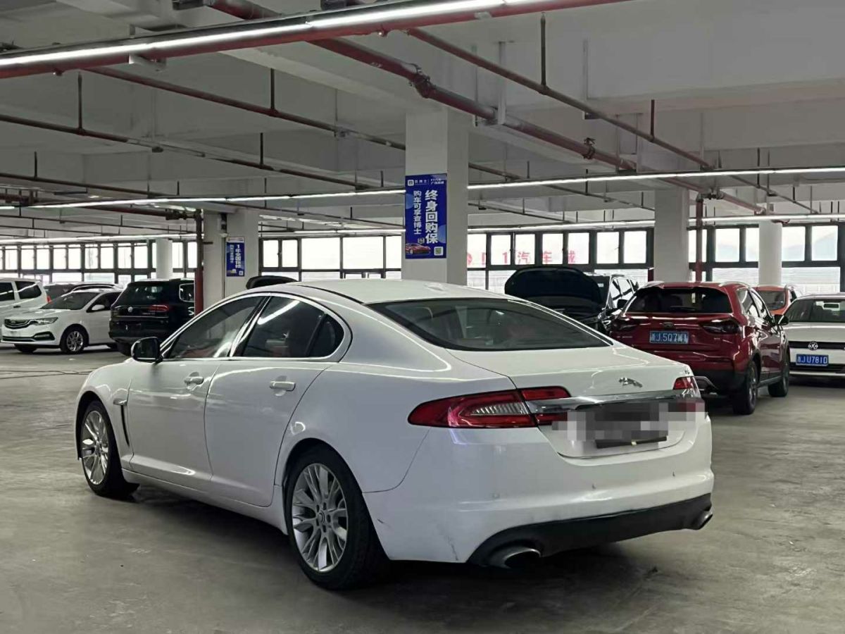 捷豹 XF  2012款 XF 3.0L V6風(fēng)華版圖片