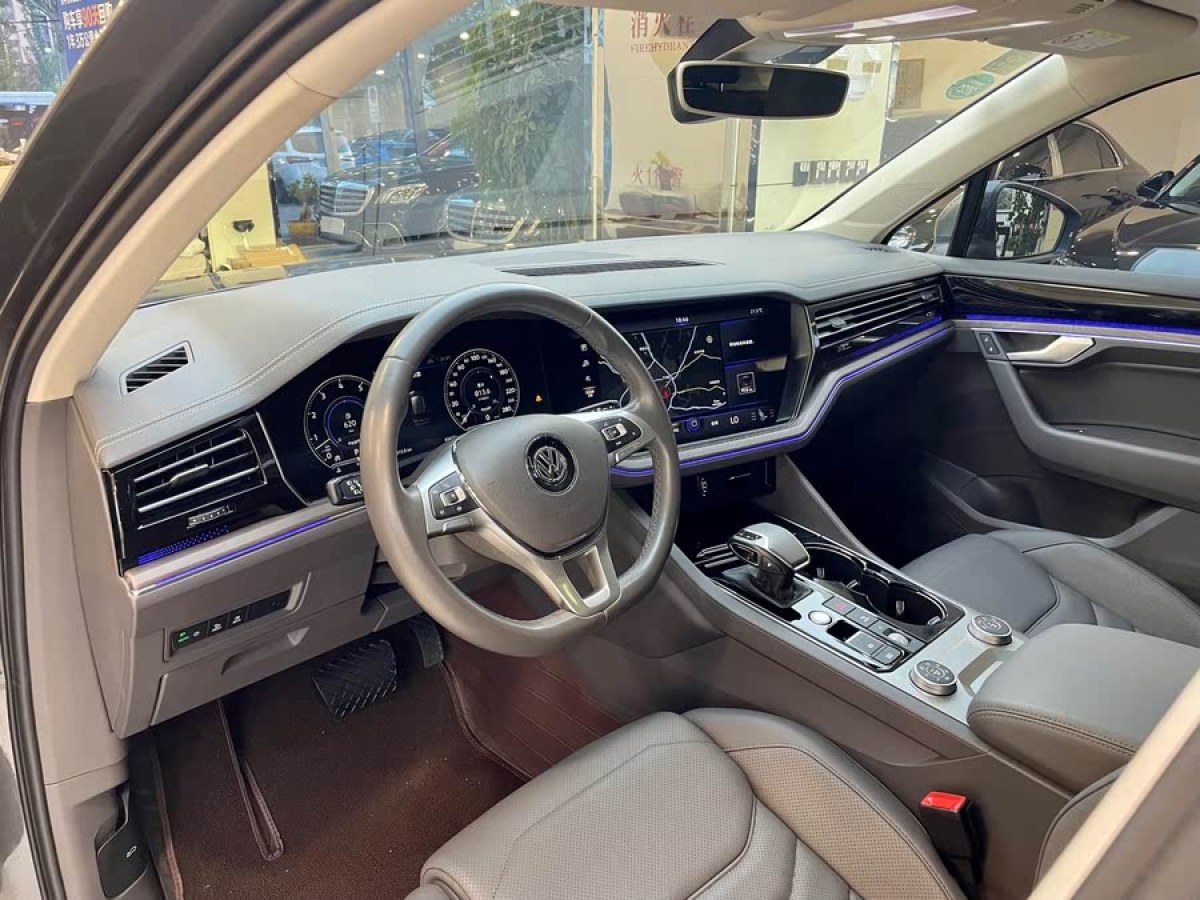 大眾 途銳  2020款 3.0TSI 銳享版 國(guó)VI圖片