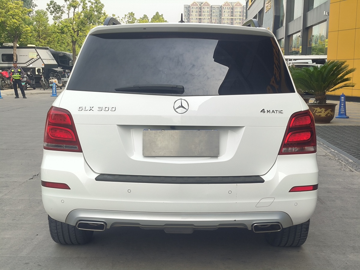 2013年8月奔馳 奔馳GLK級  2013款 GLK 300 4MATIC 動感型