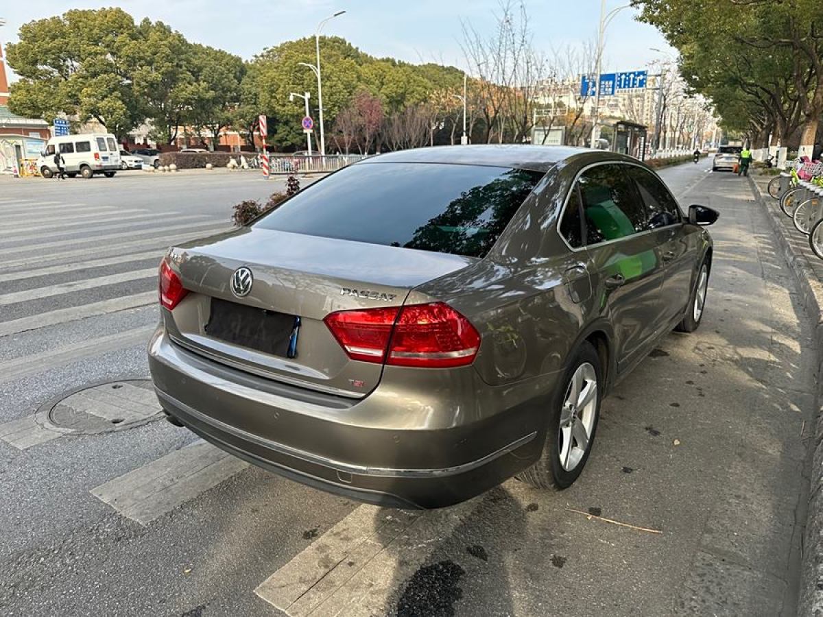 大眾 帕薩特  2013款 1.8TSI DSG御尊版圖片