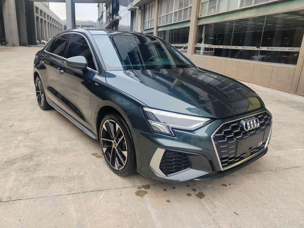 奧迪 奧迪A3  2022款 A3L Limousine 35 TFSI 進(jìn)取致雅型圖片