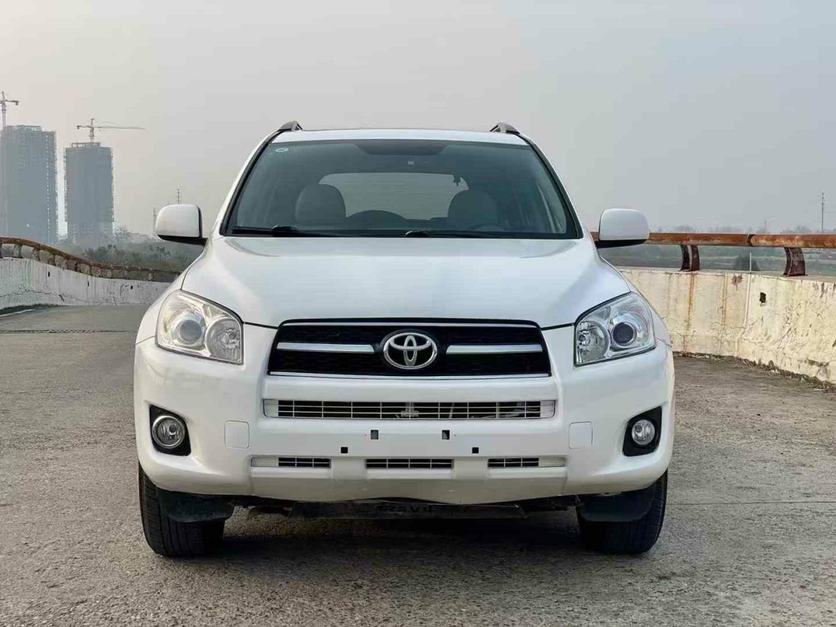 豐田 RAV4榮放  2011款 2.0L 自動豪華版圖片