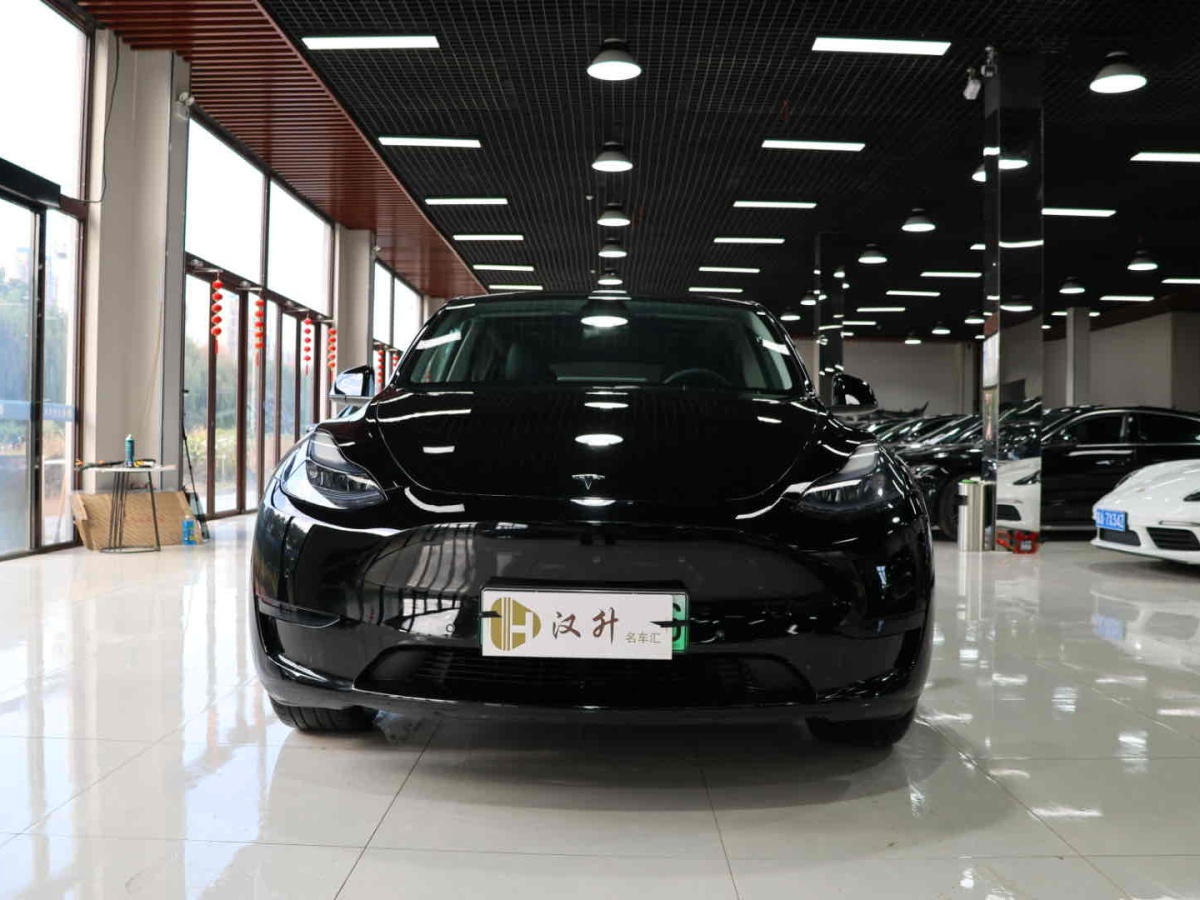 特斯拉 Model 3  2023款 煥新版 后輪驅(qū)動圖片