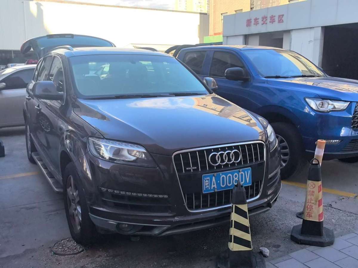 2015年10月奧迪 奧迪Q7  2015款 35 TFSI 運動型