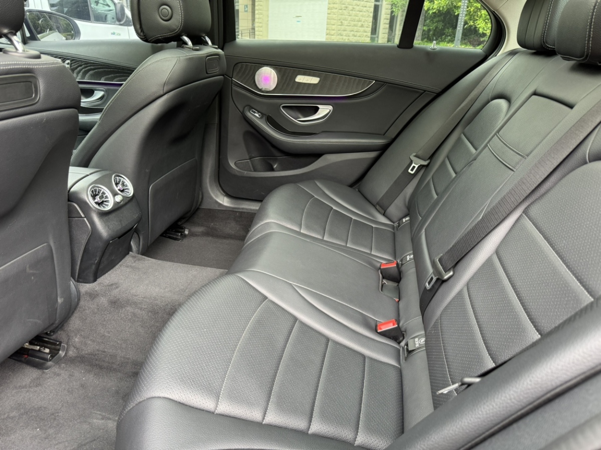 2017年3月奔驰 奔驰C级  2015款 改款 C 200 L