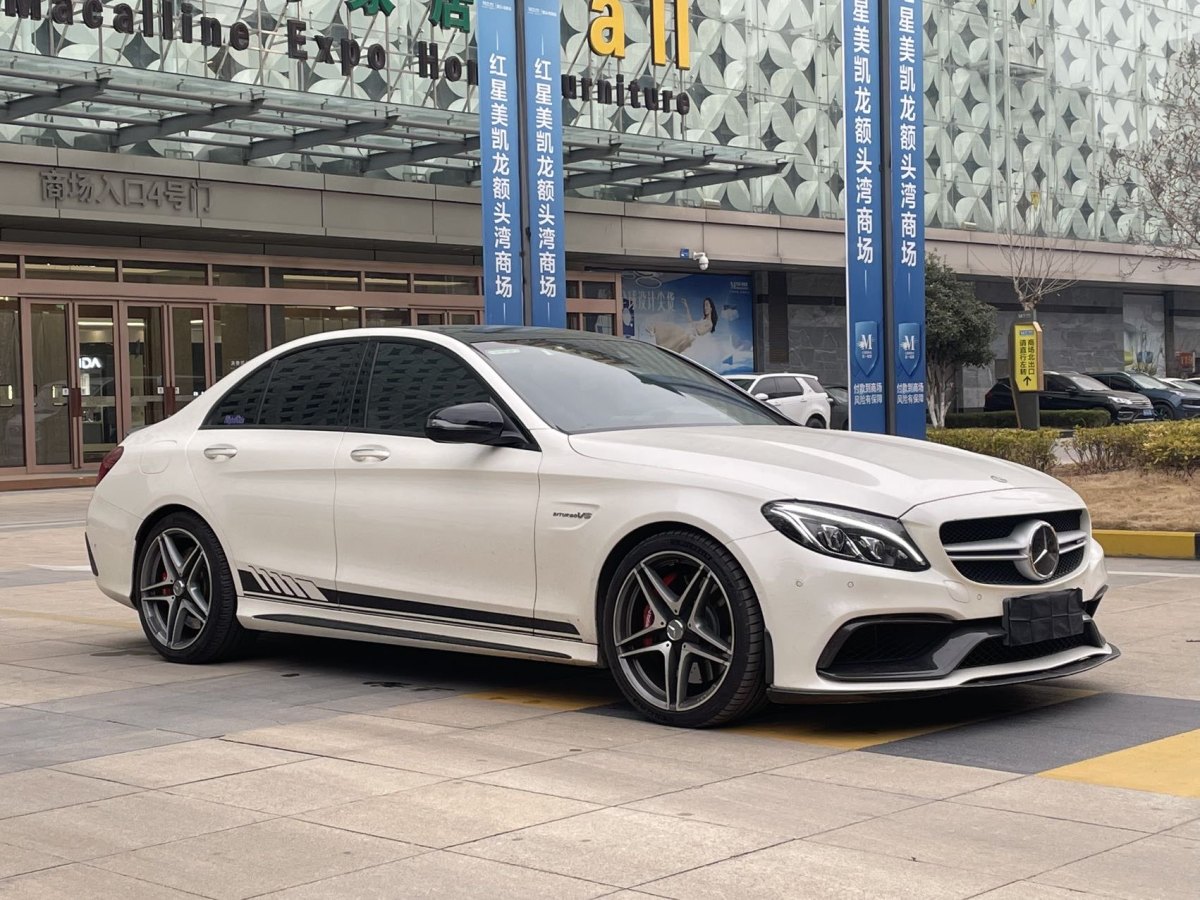 奔馳 奔馳C級(jí)AMG  2017款 AMG C 63圖片