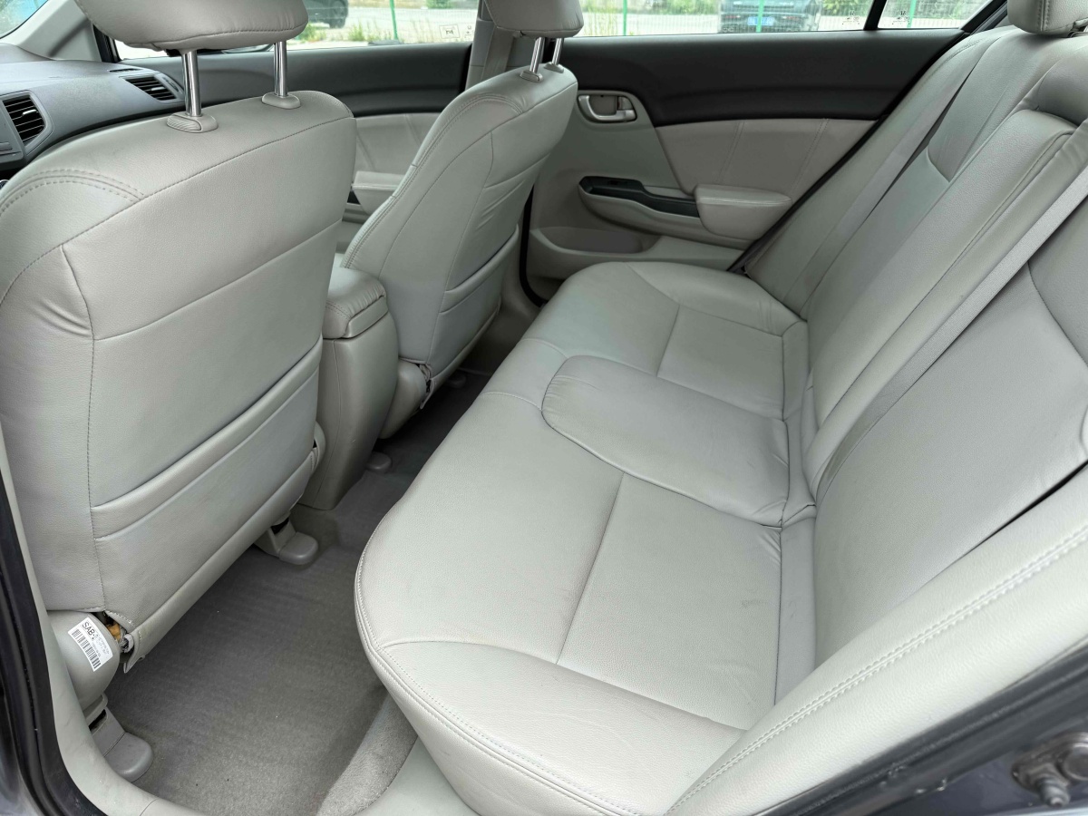 本田 思域  2012款 1.8L 自動舒適版圖片