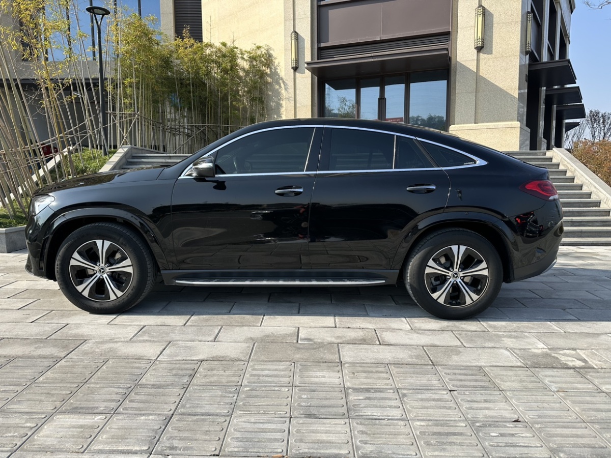 奔馳 奔馳GLE轎跑  2020款 GLE 350 4MATIC 轎跑SUV 時(shí)尚型圖片