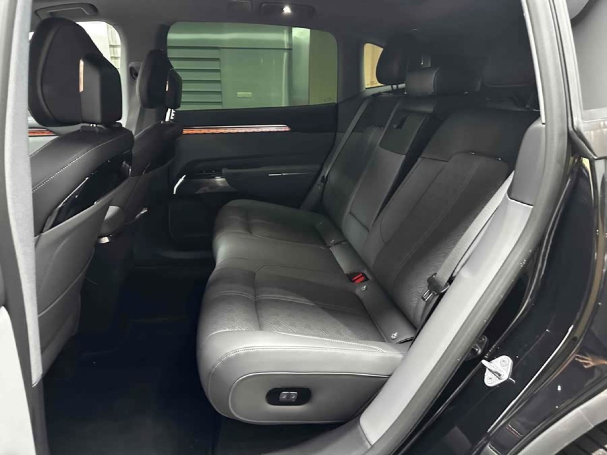 極氪 極氪7X  2025款 75kWh 后驅(qū)智駕版圖片