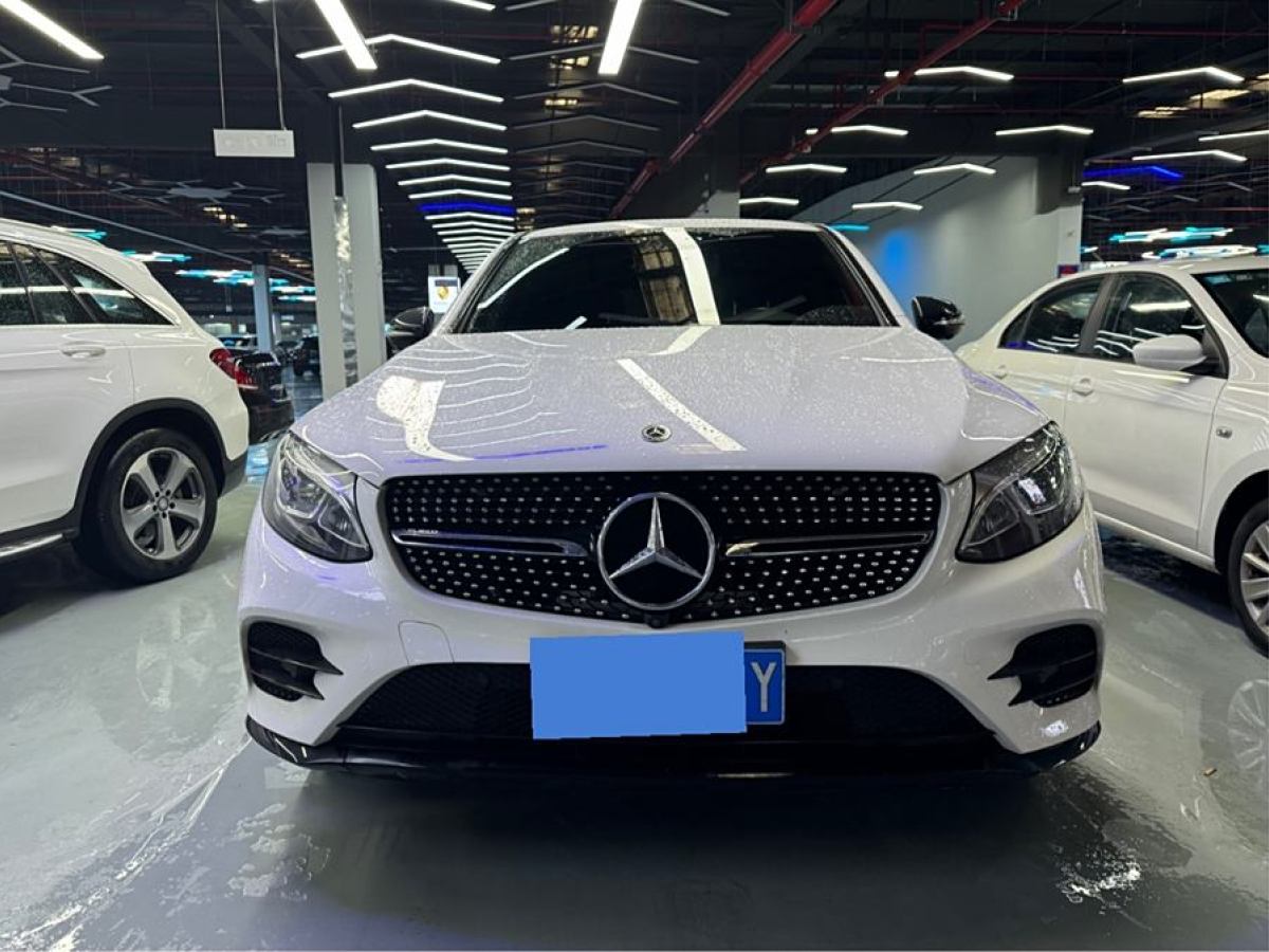 奔馳 奔馳GLC  2023款 改款 GLC 260 4MATIC 轎跑SUV圖片