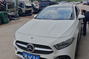 奔馳A級 奔馳 改款 A 180 L 運動轎車