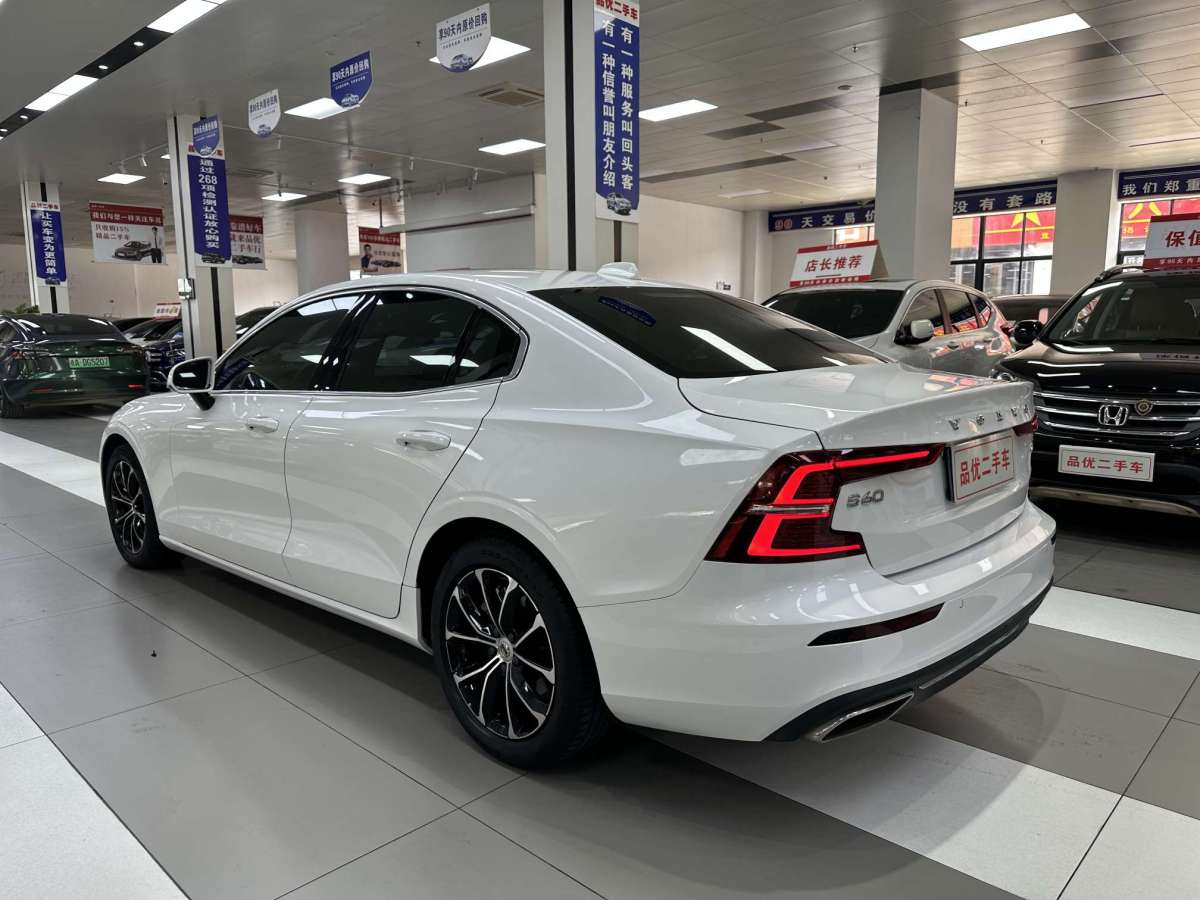 2021年05月沃爾沃 S60L  2021款 T4 智逸豪華版