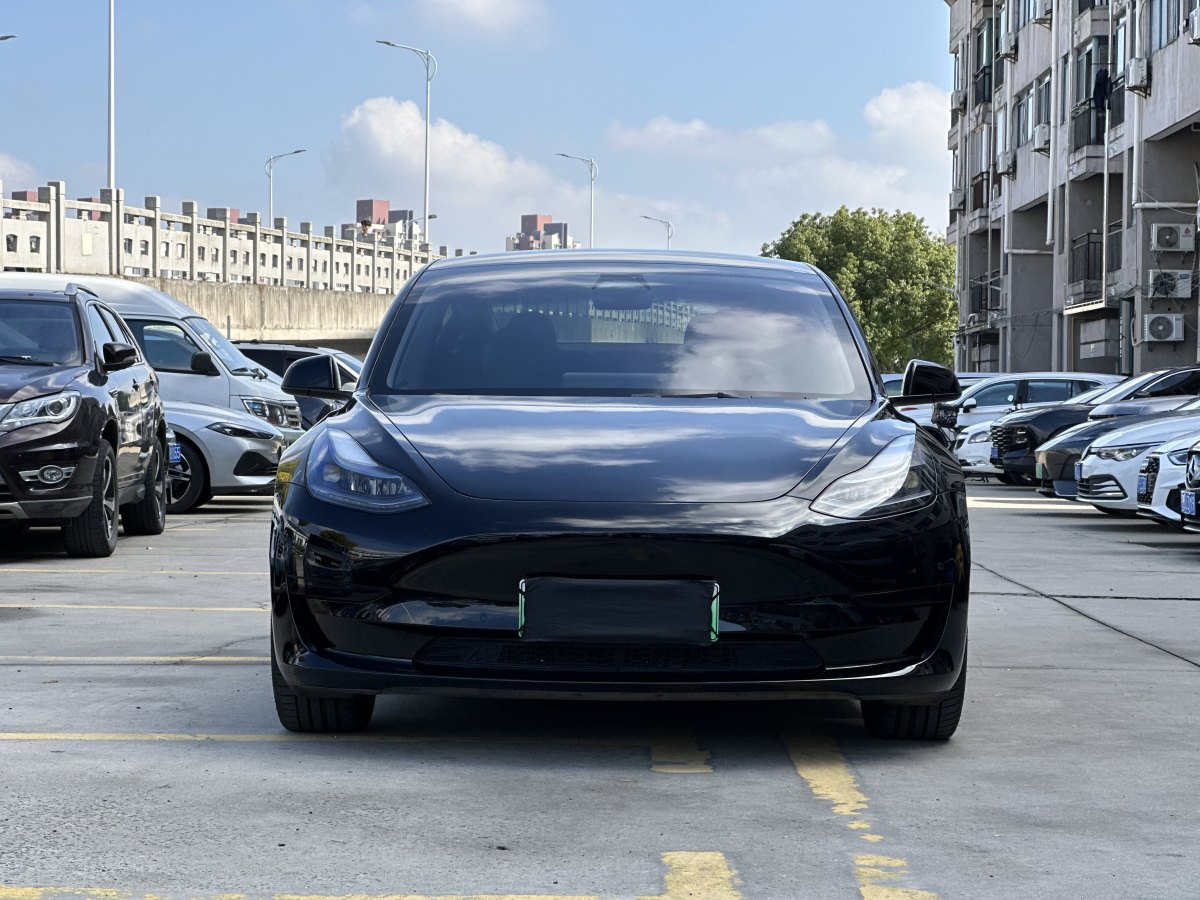 特斯拉 Model 3  2022款 改款 后輪驅(qū)動版圖片