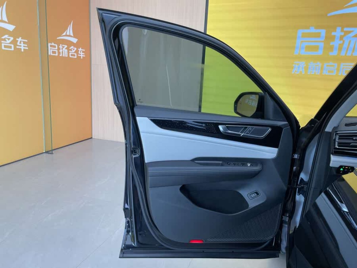 大眾 途昂  2023款 改款 380TSI 四驅尊崇豪華版圖片