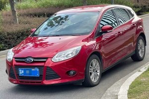 ?？怂?福特 兩廂 1.6L 自動(dòng)舒適型