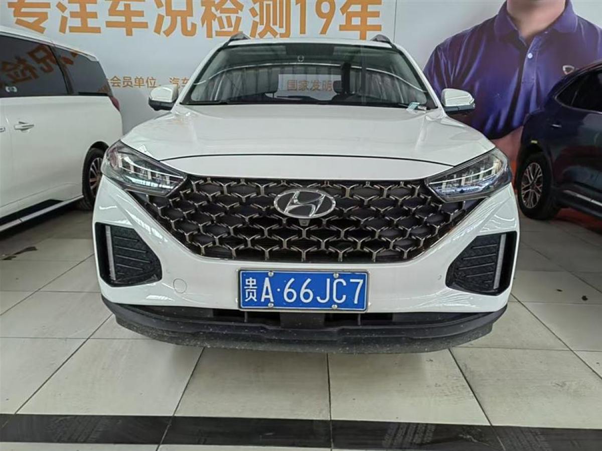 現(xiàn)代 ix35  2021款 2.0L 自動(dòng)兩驅(qū)領(lǐng)先版GLS圖片