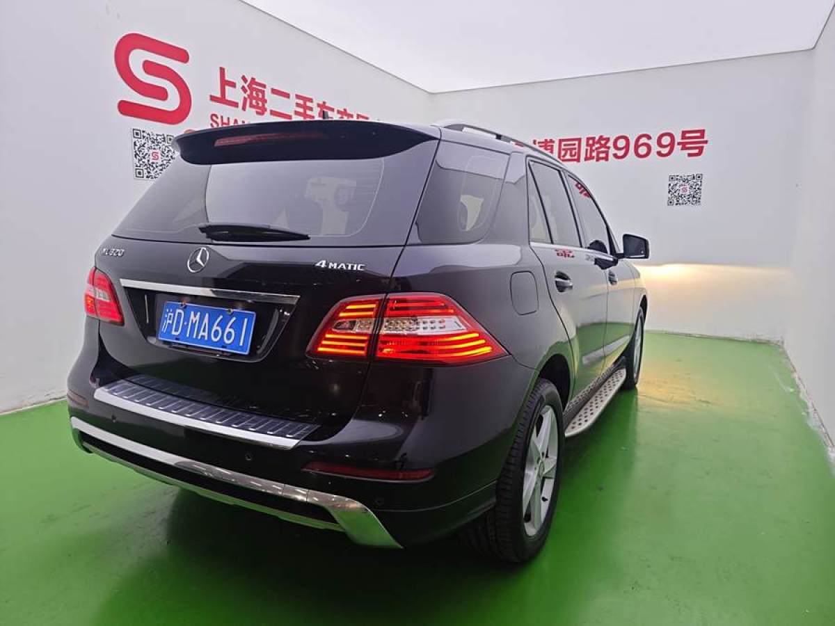 2015年5月奔馳 奔馳M級  2015款 ML 320 4MATIC