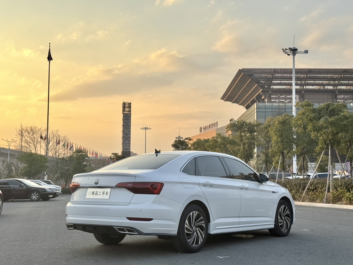 大眾 速騰  2021款 280TSI DSG 30周年紀(jì)念版圖片