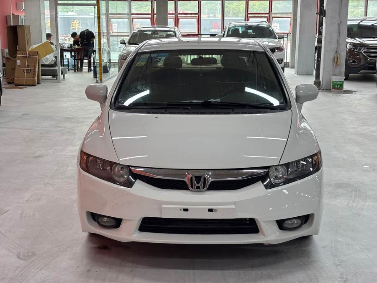 本田 思域  2009款 1.8L 自動(dòng)舒適版圖片