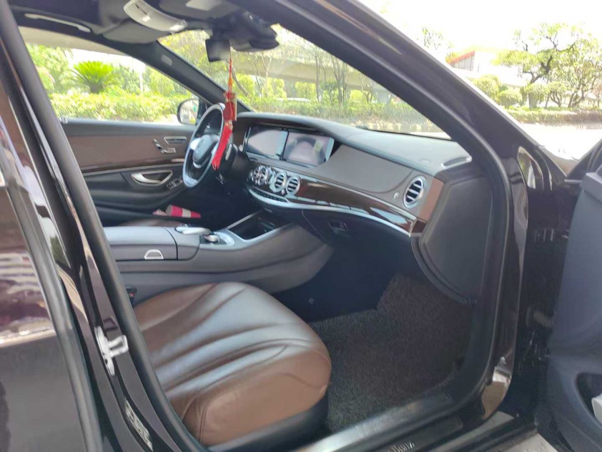 奔馳 奔馳S級(jí)  2016款 S 320 L 商務(wù)型圖片