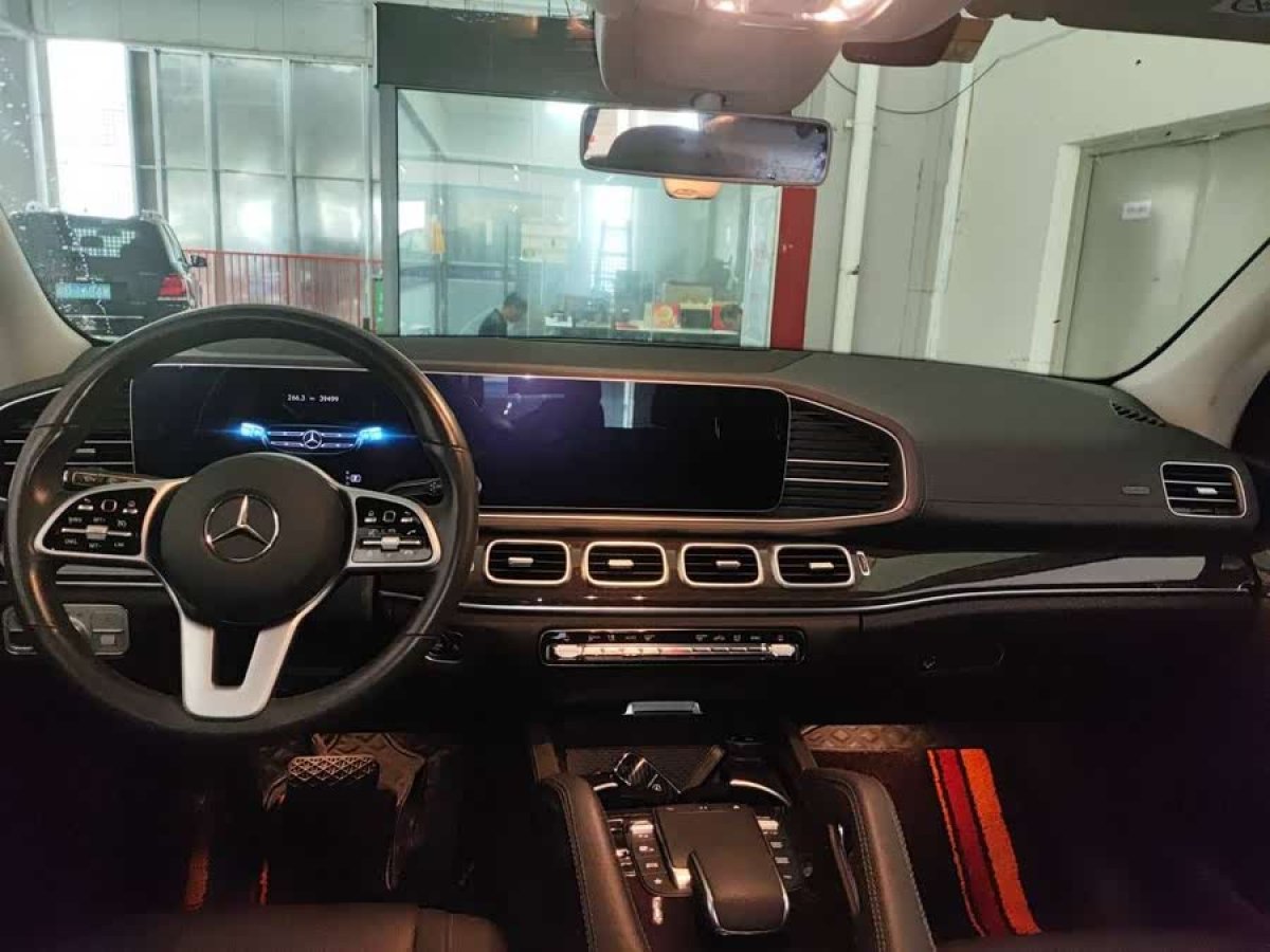 奔馳 奔馳GLE  2020款 改款 GLE 350 4MATIC 豪華型圖片
