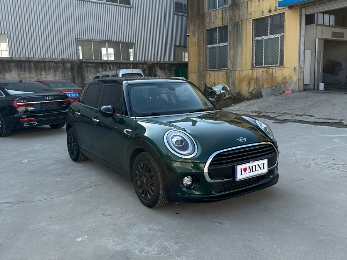 MINI MINI  2018款 1.5T COOPER 經(jīng)典派 五門版圖片