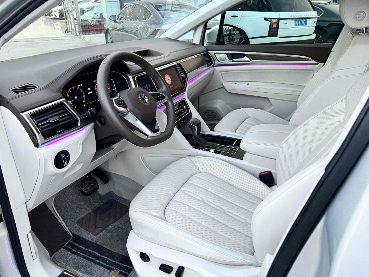 大眾 威然  2023款 改款 330TSI 豪華版圖片