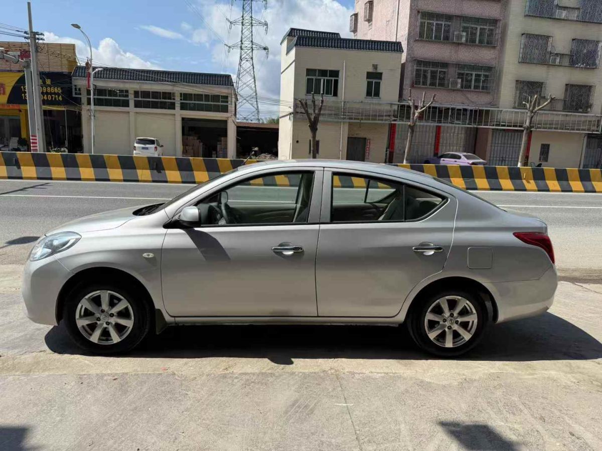 日產(chǎn) 陽光  2012款 1.4TSI DSG圖片