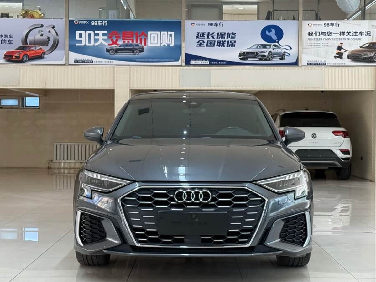 奧迪 奧迪A3  2021款 A3L Limousine 35 TFSI 時(shí)尚運(yùn)動(dòng)型圖片