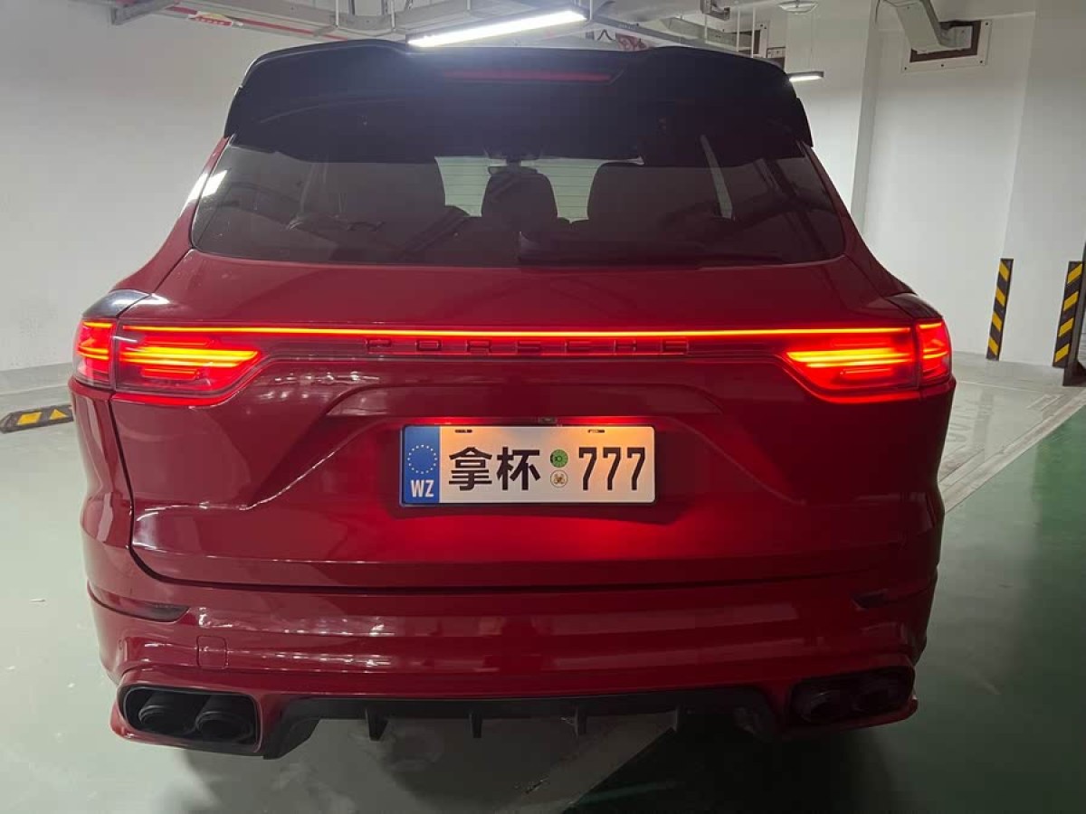 保時(shí)捷 Cayenne  2014款 Cayenne Platinum Edition 3.0T圖片