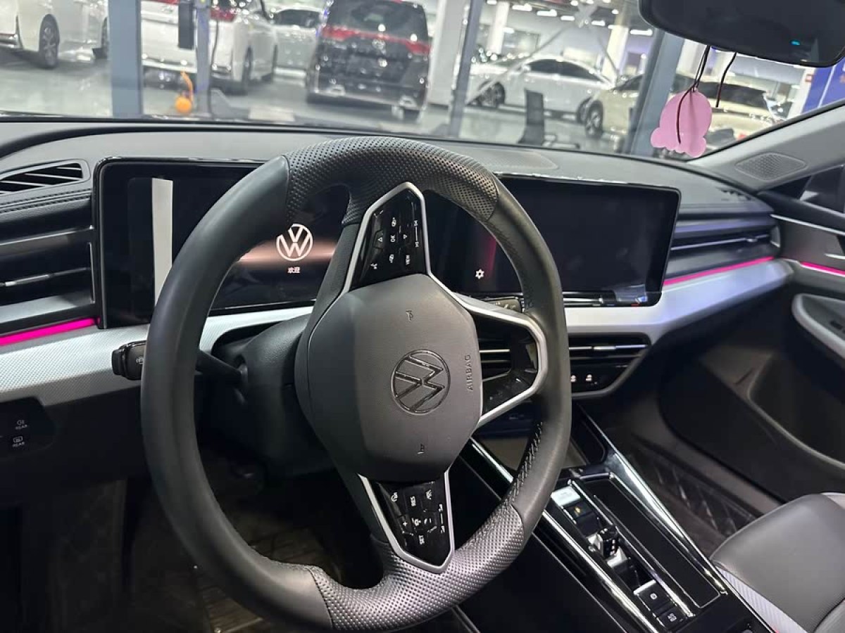 大眾 凌渡  2022款 凌渡L 280TSI DSG超辣旗艦版圖片