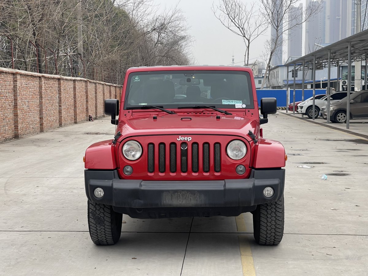 jeep 牧馬人 2014款 3.0l sahara 四門版圖片