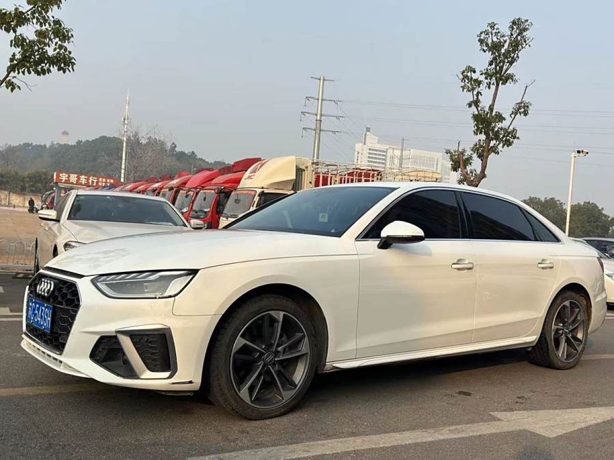 奧迪 奧迪A4L  2020款 40 TFSI 時(shí)尚動(dòng)感型圖片