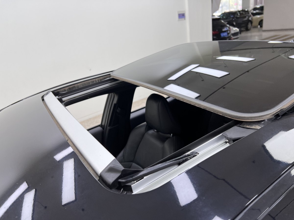 豐田 C-HR EV  2020款 尊貴天窗版圖片