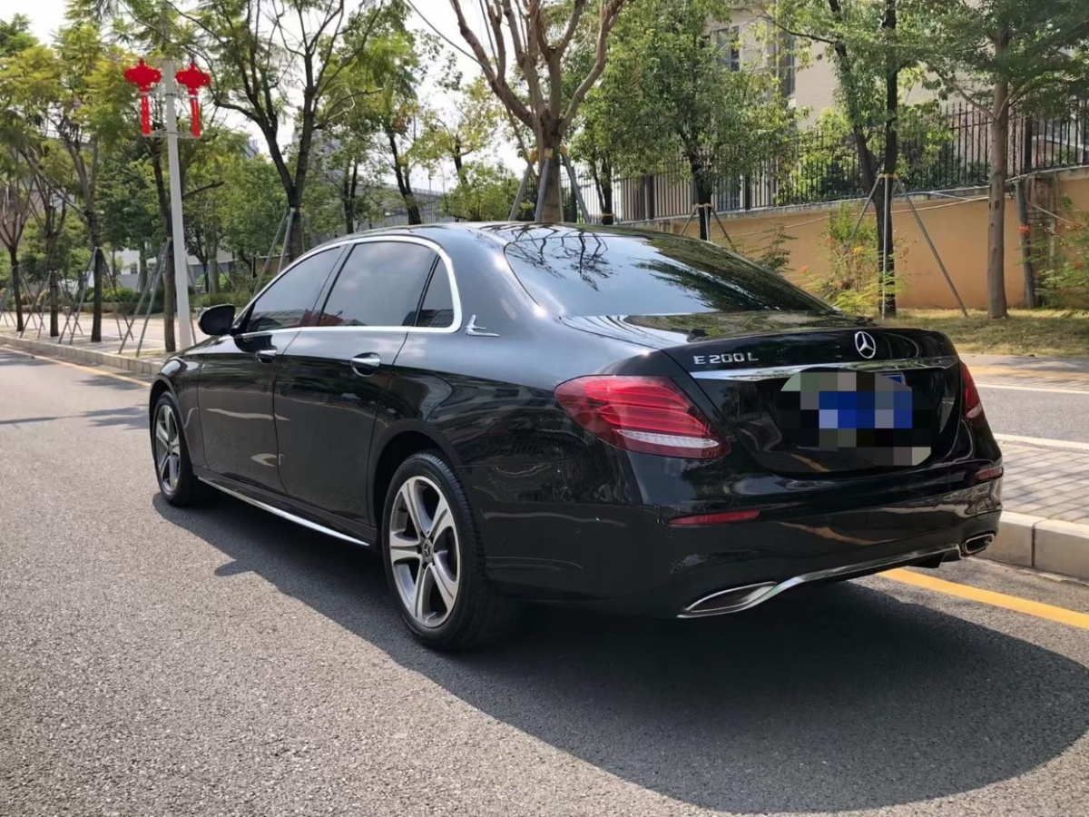 奔驰 奔驰E级  2016款 E 200 L 运动型图片