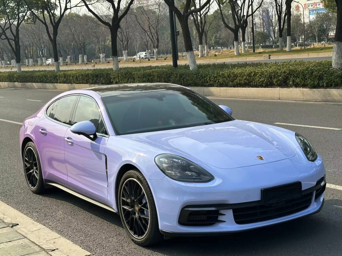 保時(shí)捷 Panamera  2019款 Panamera 十周年紀(jì)念版 2.9T圖片