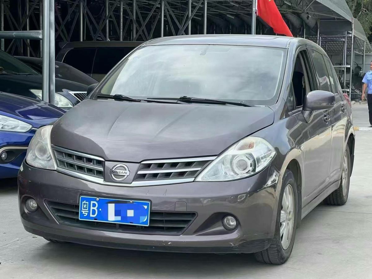 日產(chǎn) 頤達(dá)  2009款 1.6L 自動(dòng)科技版圖片