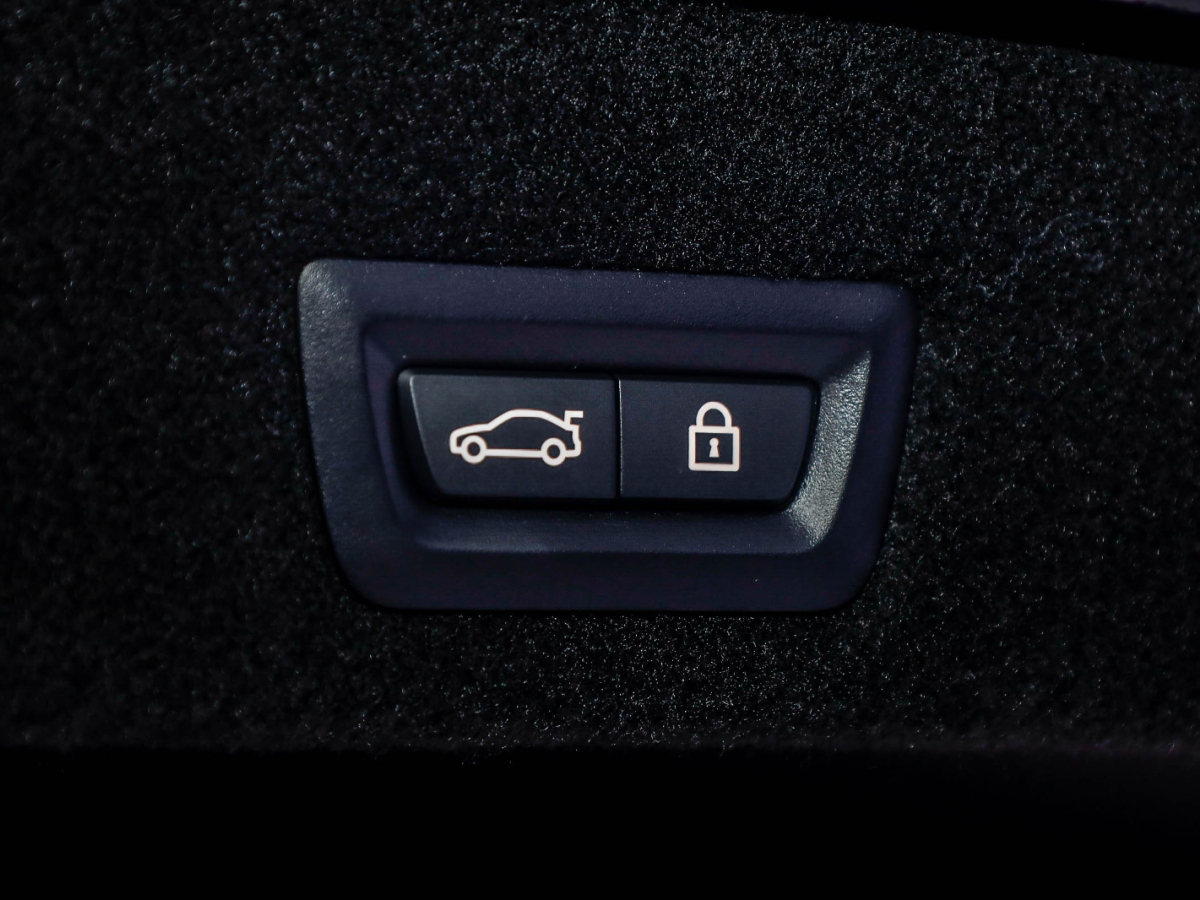 宝马 7系 2019款 改款 750Li xDrive V8 M运动套装图片