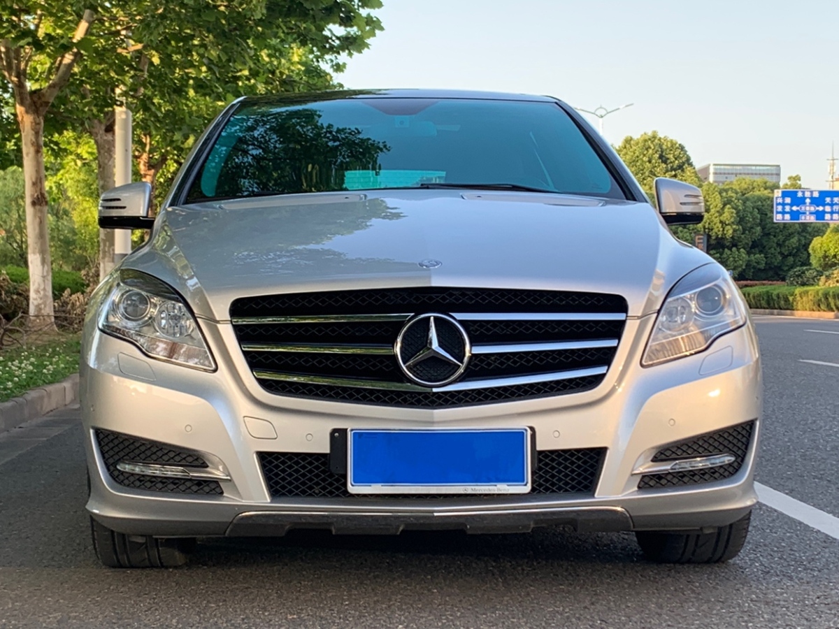 奔驰 奔驰R级  2014款 R 320 4MATIC 豪华型图片