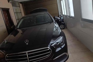 奔馳E級(jí) 奔馳 改款 E 300 L 時(shí)尚型